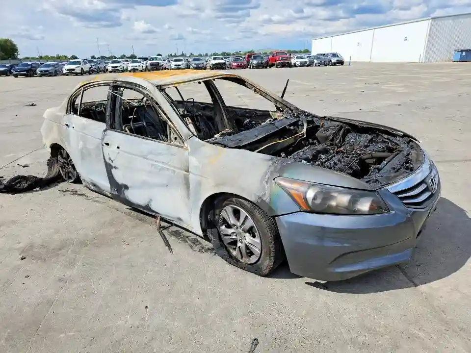 1HGCP2F40CA090958 2012 HONDA ACCORD-3