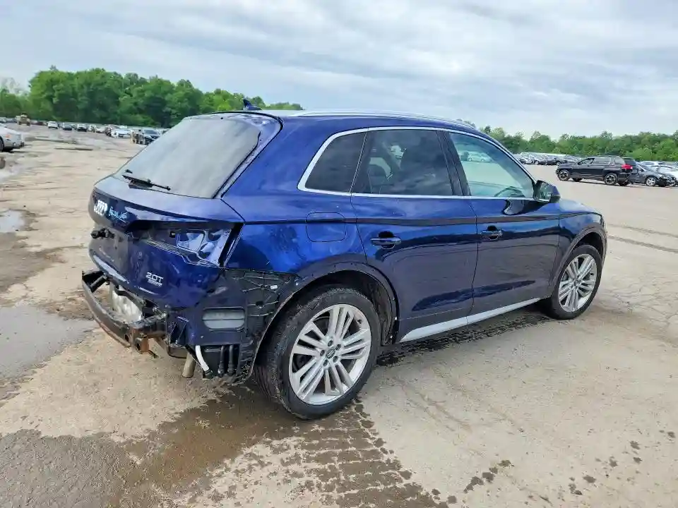 WA1BNAFY5J2002551 2018 AUDI Q5-2