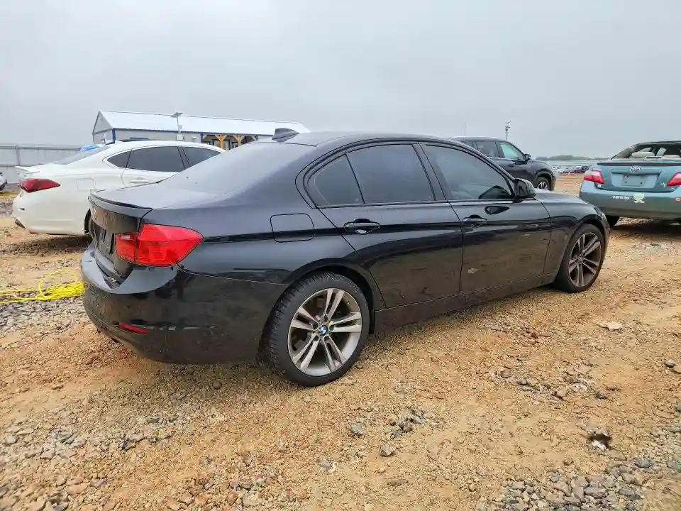 WBA3B9C50DF585794 2013 BMW 3 SERIES-2