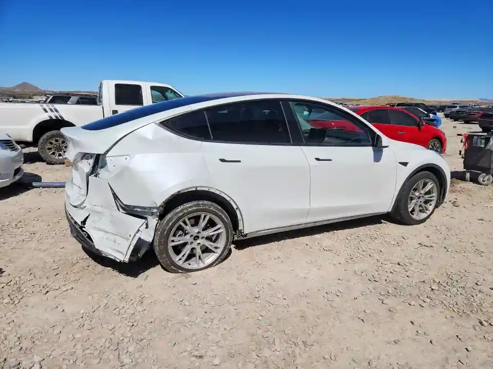 7SAYGAEEXNF518718 2022 TESLA MODEL Y-2