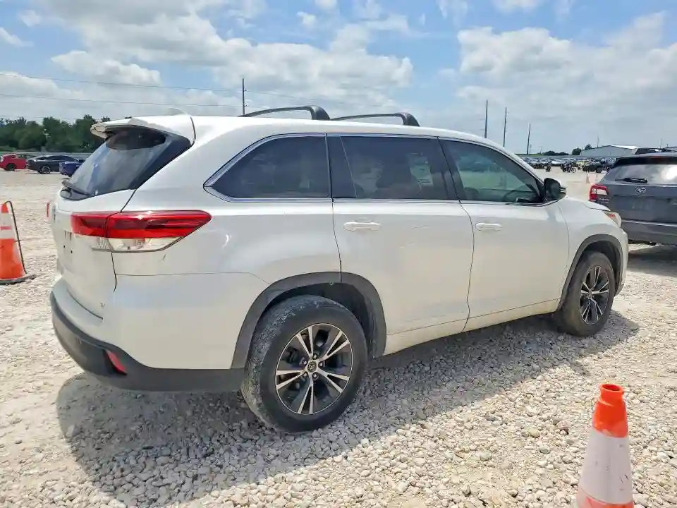 5TDZZRFH8JS247876 2018 TOYOTA HIGHLANDER-2