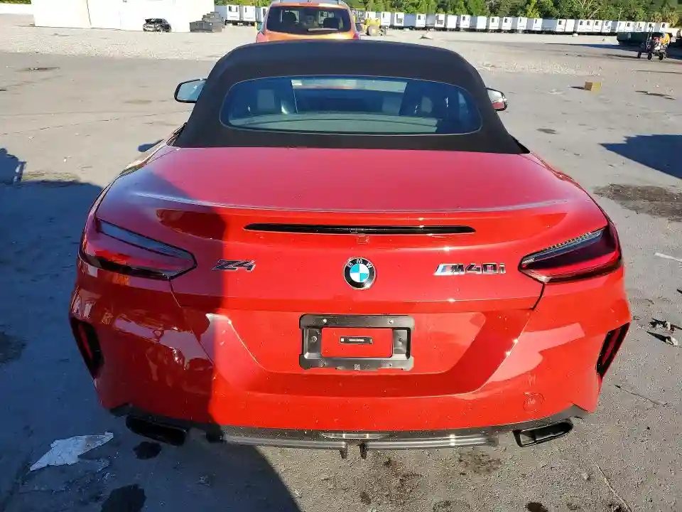 WBAHF9C01SWY46538 2025 BMW Z4-5