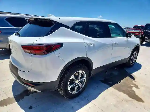3GNKBCR44PS220570 2023 CHEVROLET BLAZER-2