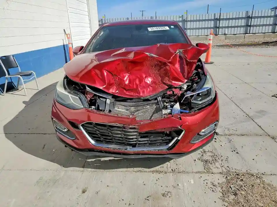 1G1BE5SMXH7217929 2017 CHEVROLET CRUZE-4
