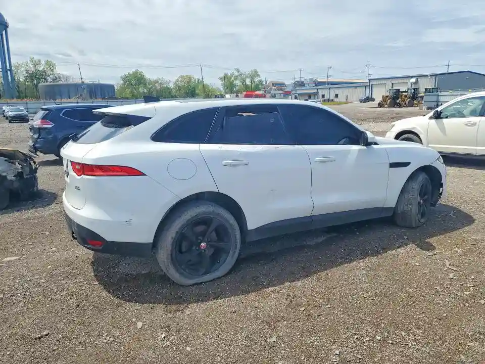 SADCJ2FX0LA649164 2020 JAGUAR F-PACE-2