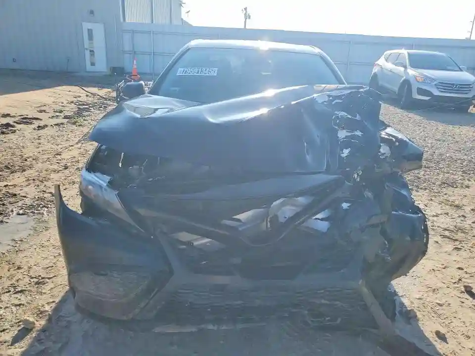 4T1G11AK2NU714242 2022 TOYOTA CAMRY-4