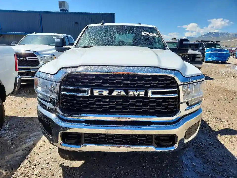 3C6UR5DL8PG515074 2023 RAM 2500-4