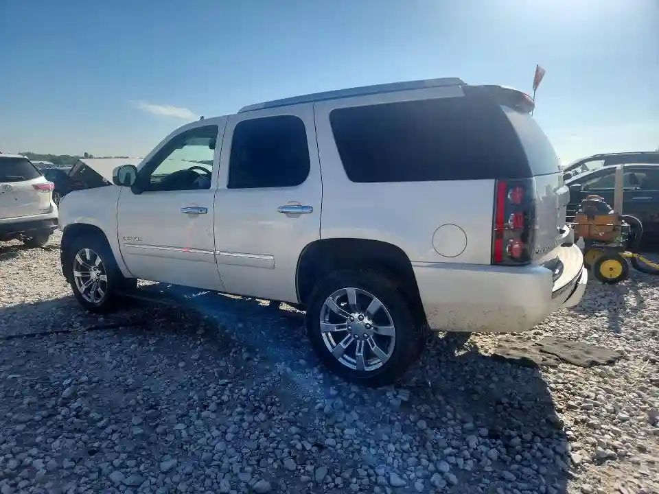 1GKS2EEF6DR173301 2013 GMC YUKON-1
