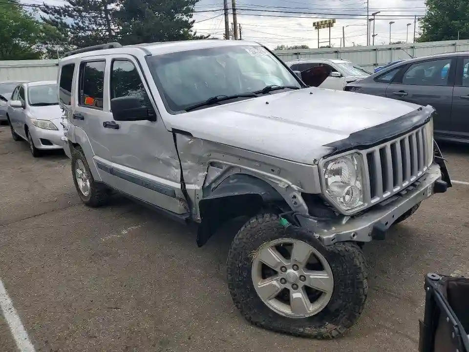 1J4PN2GK5AW121800 2010 JEEP LIBERTY-3