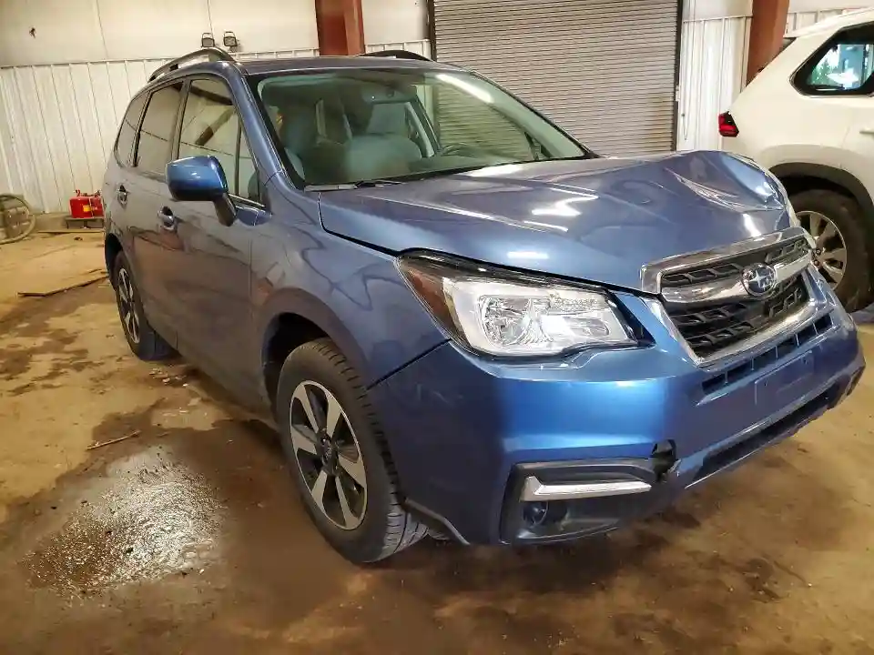 JF2SJAEC3HH568787 2017 SUBARU FORESTER-3
