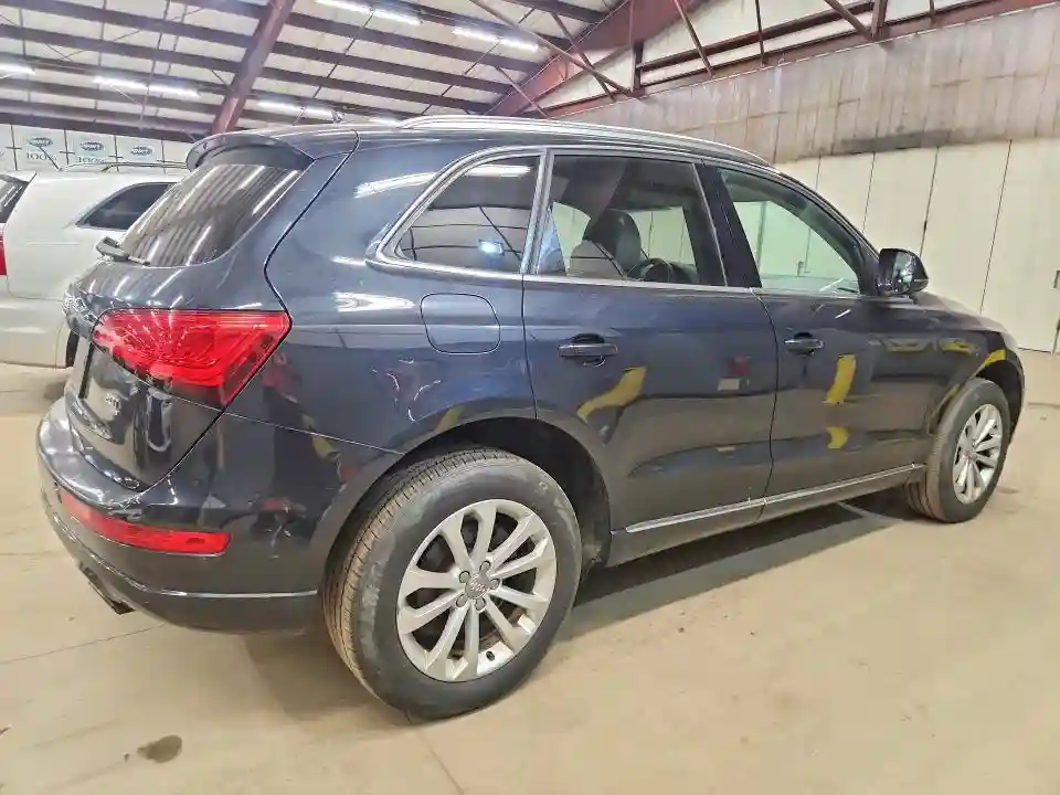 WA1CFAFPXDA015606 2013 AUDI Q5-2