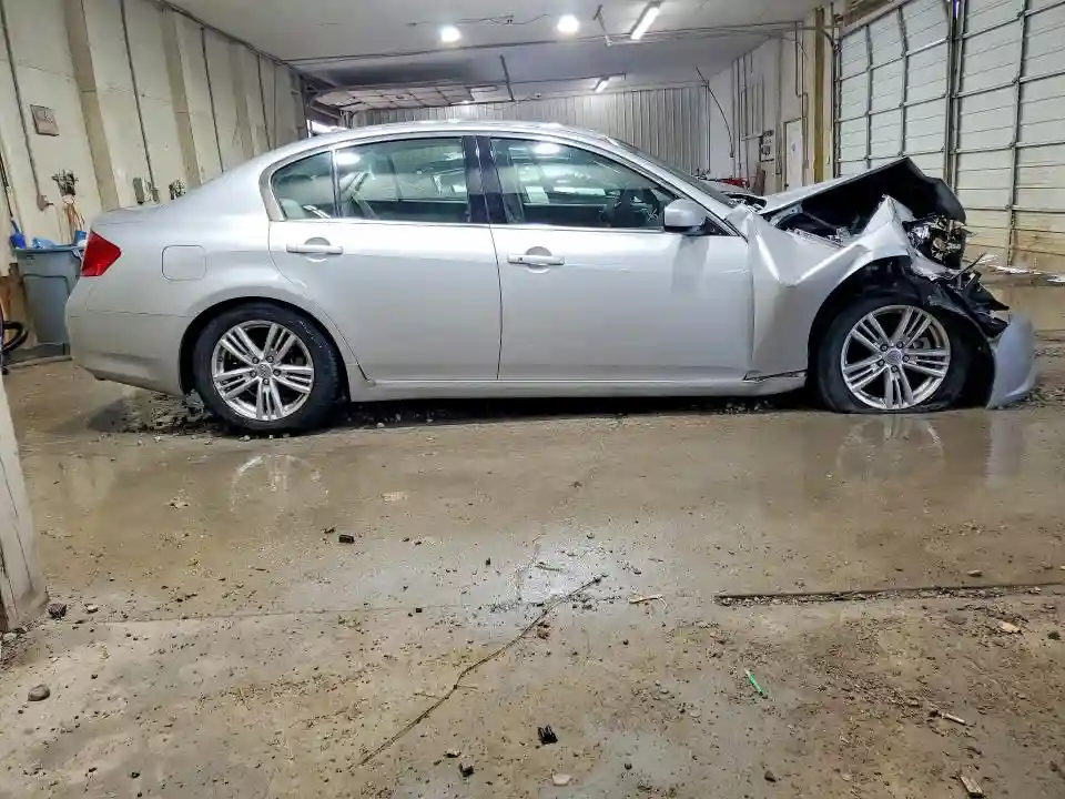 JN1DV6AP6BM603910 2011 INFINITI G25-2