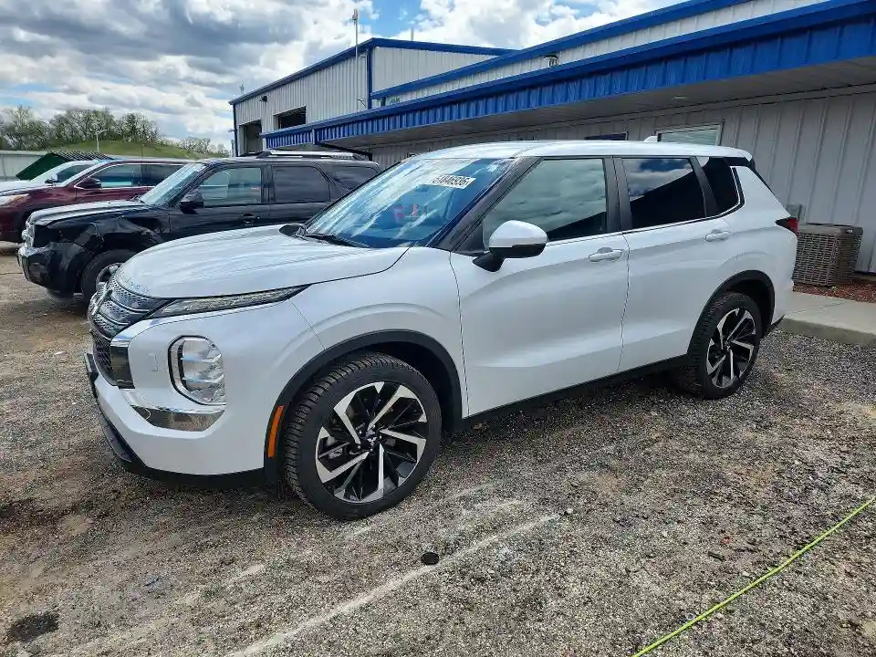2022 MITSUBISHI OUTLANDER