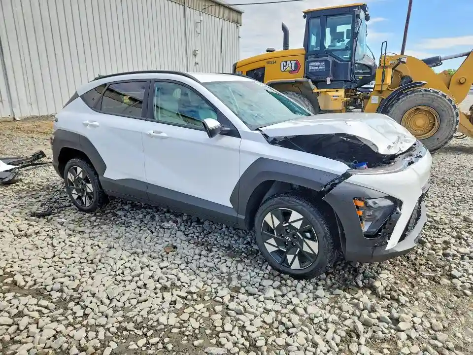 KM8HBCABXSU258886 2025 HYUNDAI KONA-3