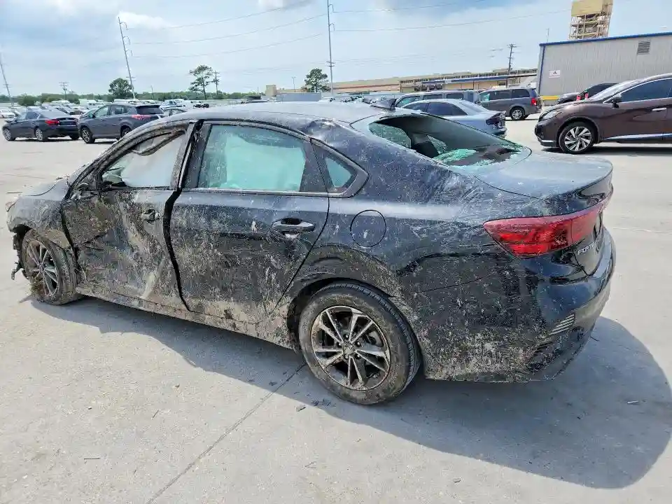3KPF24AD6RE749158 2024 KIA FORTE LXS-1