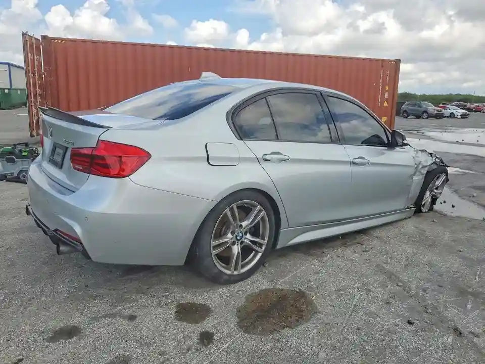 WBA8B3G52HNU35372 2017 BMW 3 SERIES-2
