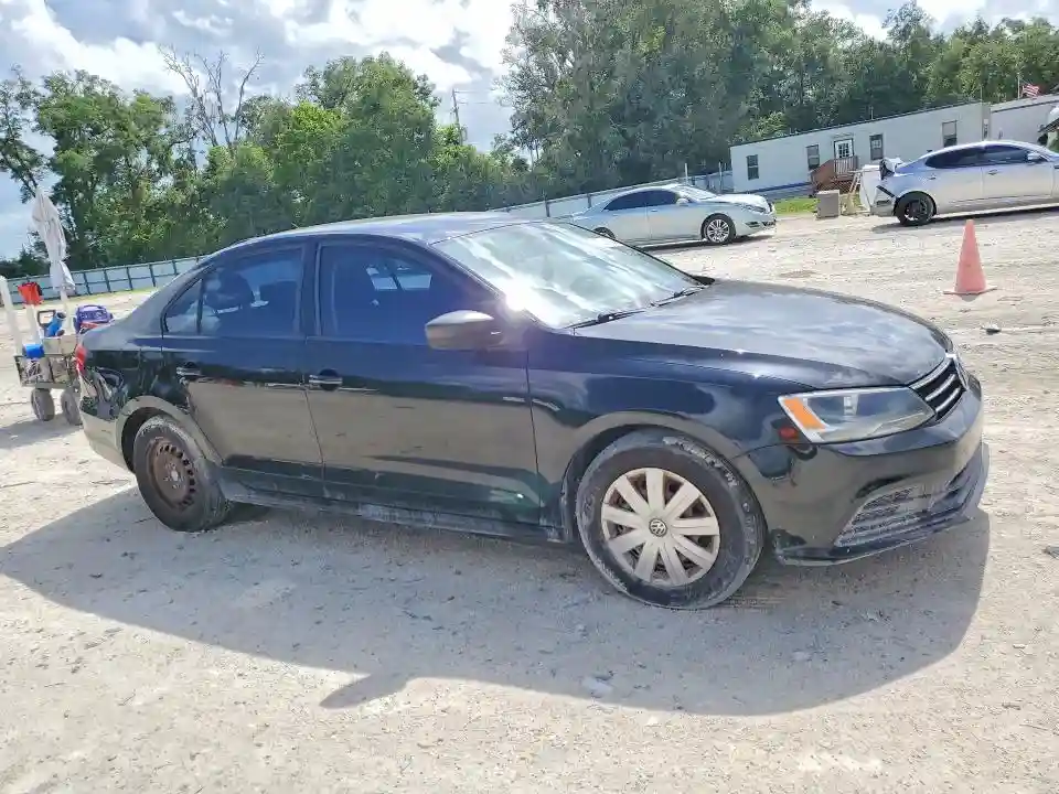 3VW2K7AJ5FM349211 2015 VOLKSWAGEN JETTA-3