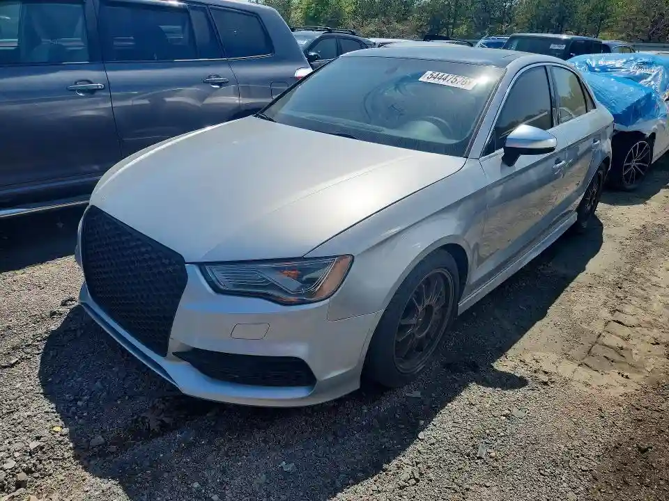WAUBFGFF8F1118843 2015 AUDI S3-0