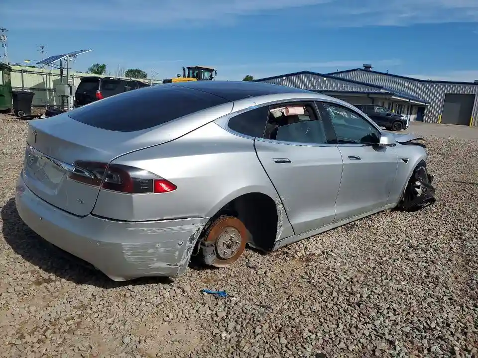 5YJSA1E18HF199213 2017 TESLA MODEL S-2
