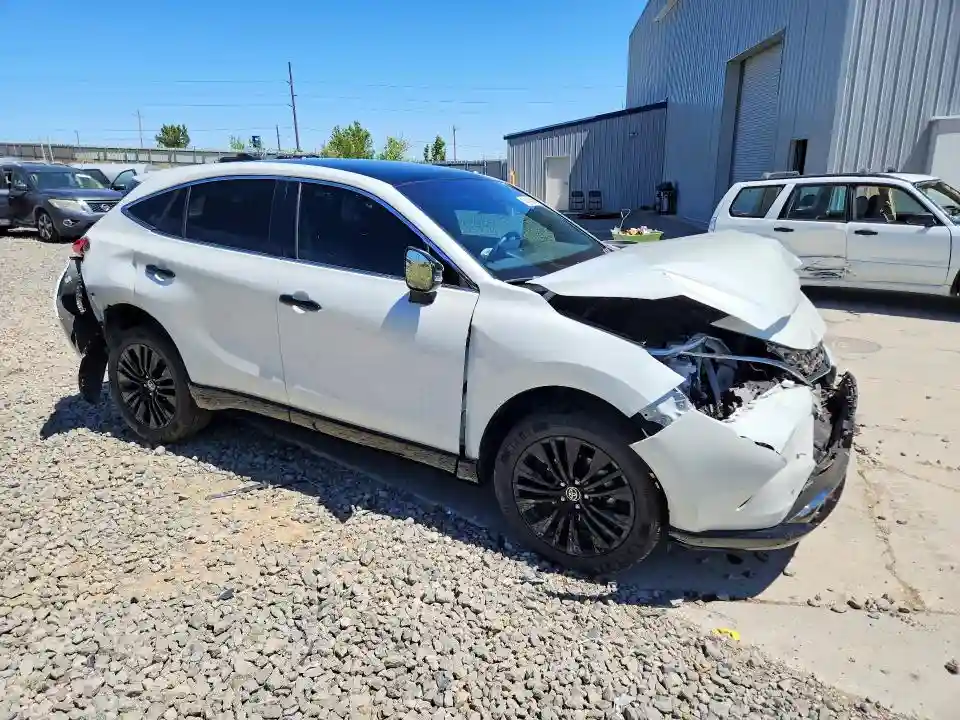 JTEAAAAH4RJ156122 2024 TOYOTA VENZA-3