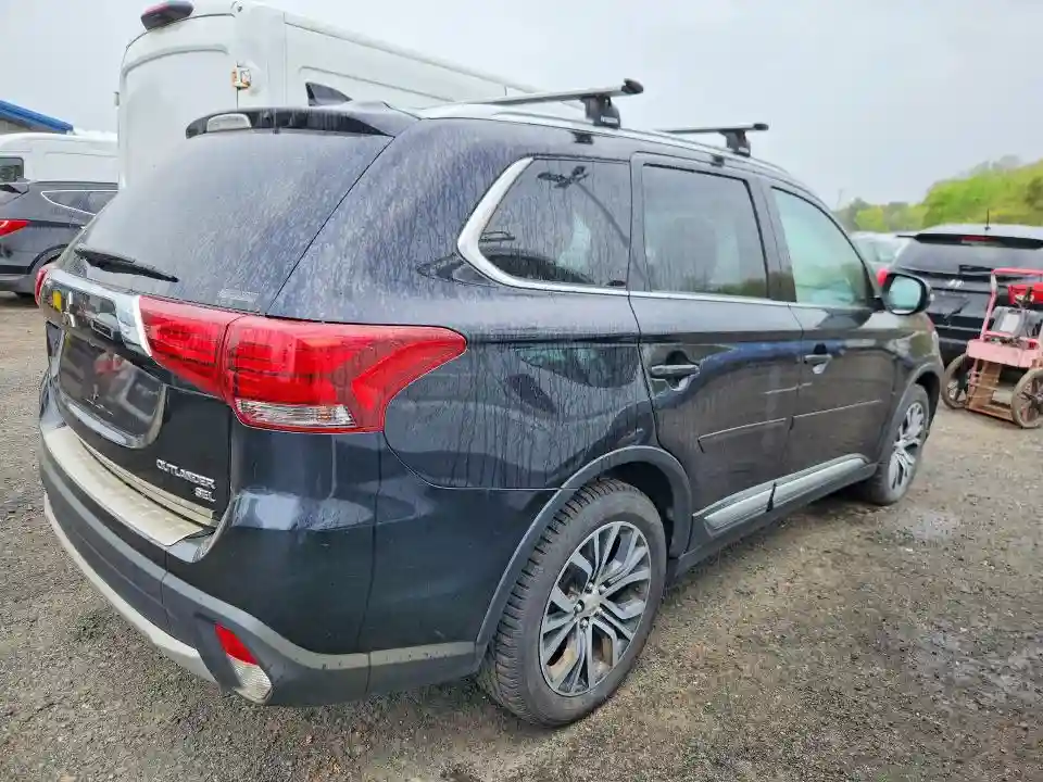 JA4AZ3A38HZ063417 2017 MITSUBISHI OUTLANDER-2