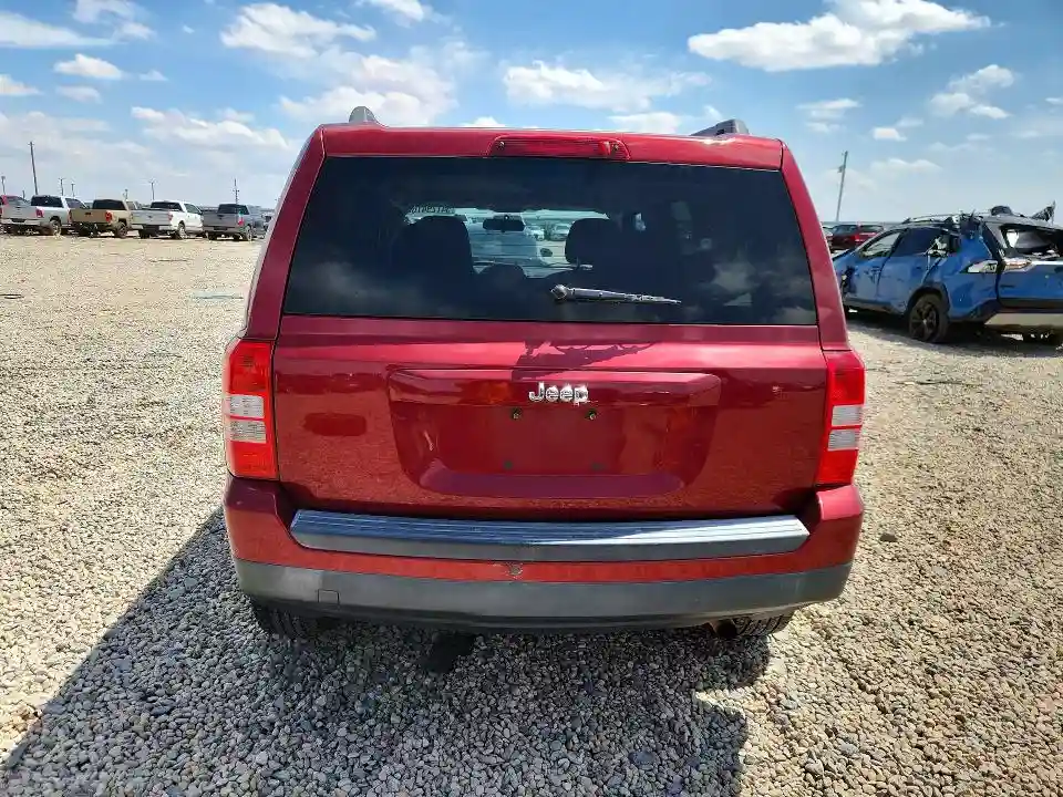 1C4NJPBA7FD285573 2015 JEEP PATRIOT-5