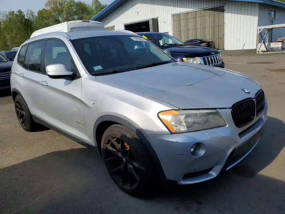 5UXWX5C59BL701923 2011 BMW X3-3