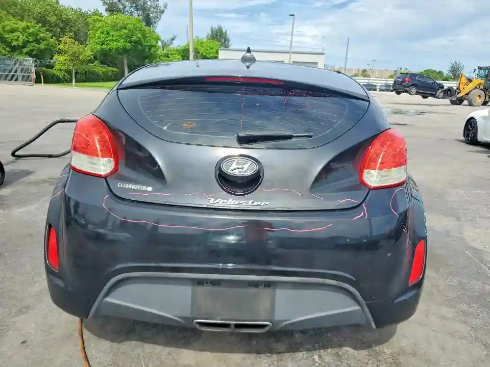 KMHTC6AD0CU071507 2012 HYUNDAI VELOSTER-5