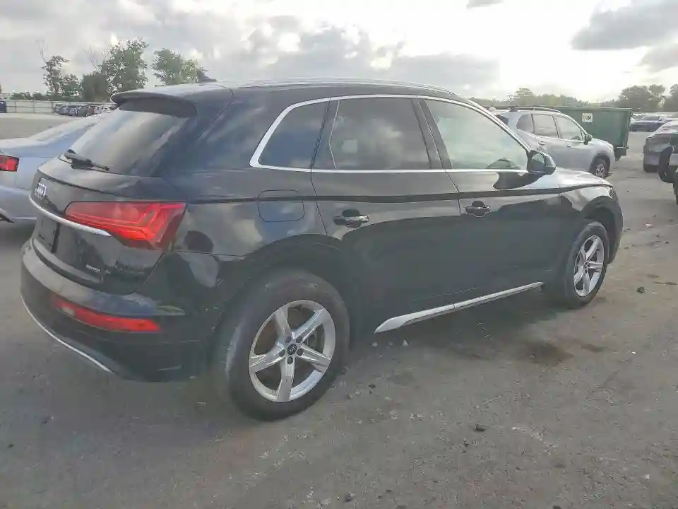 WA1AAAFY4M2055480 2021 AUDI Q5-2