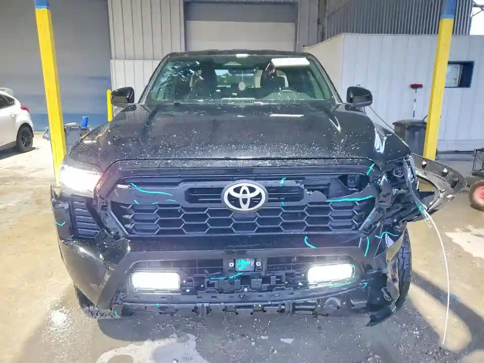 3TYLB5JN1ST072635 2025 TOYOTA TACOMA TRD-4