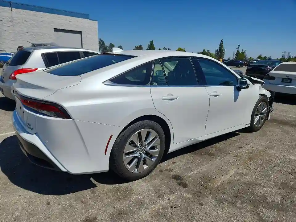 JTDAAAAA0PA010417 2023 TOYOTA MIRAI-2