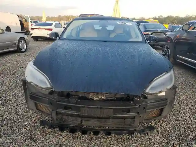 5YJSA1E16HF204389 2017 TESLA MODEL S-4