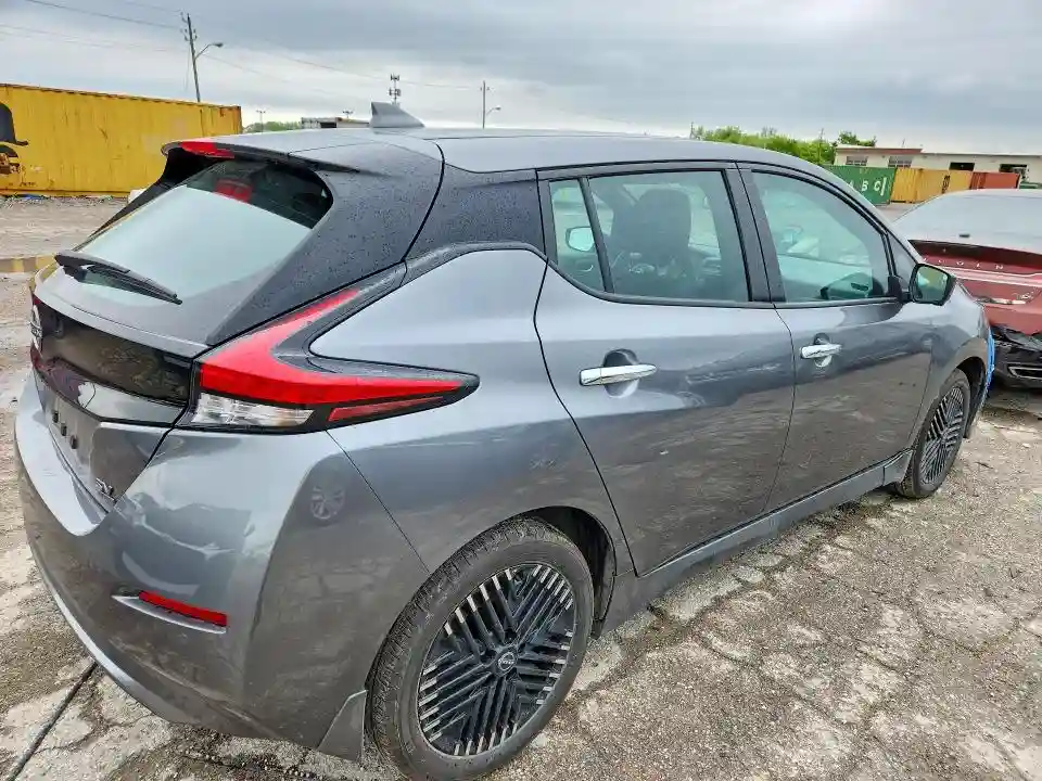 1N4CZ1CV0RC556763 2024 NISSAN LEAF-2