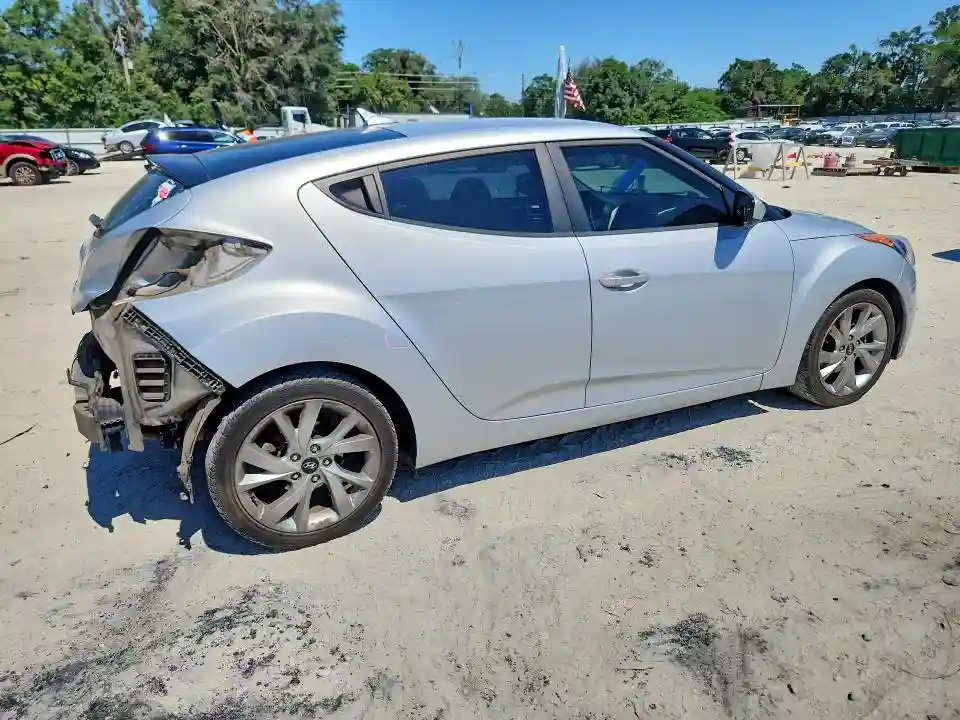 KMHTC6AD7HU306279 2017 HYUNDAI VELOSTER-2