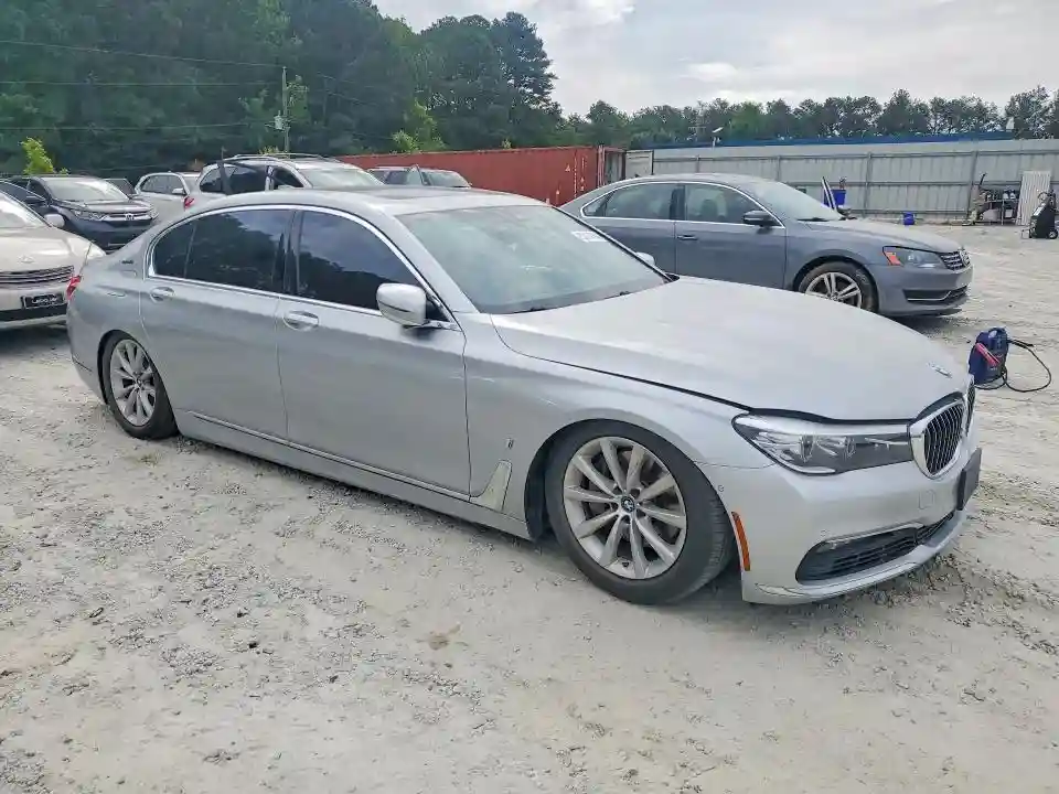 WBA7J2C50JG938391 2018 BMW 7 SERIES-3
