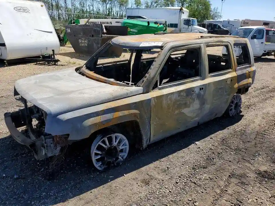 1C4NJRAB0ED518973 2014 JEEP PATRIOT-0