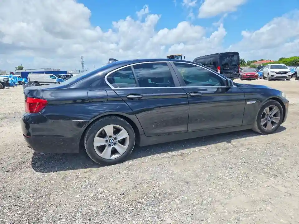 WBAXG5C5XDD229831 2013 BMW 5 SERIES-2