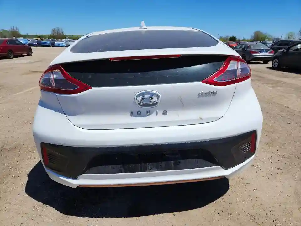KMHC85LHXKU038671 2019 HYUNDAI IONIQ-5