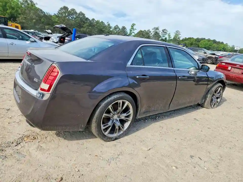 2C3CCARG8DH519572 2013 CHRYSLER 300-2