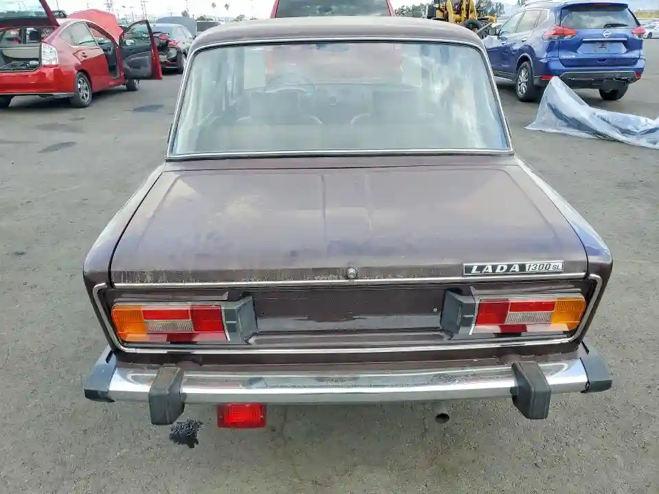 XTA210630J2012587 1988 LADA NIVA-5