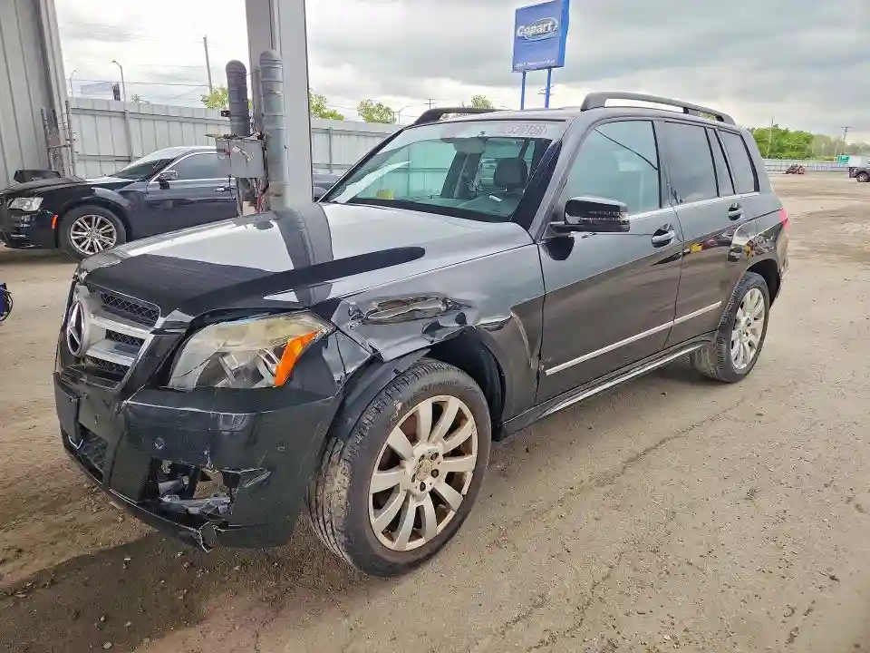 WDCGG5GB2BF574768 2011 MERCEDES-BENZ GLK-CLASS-0