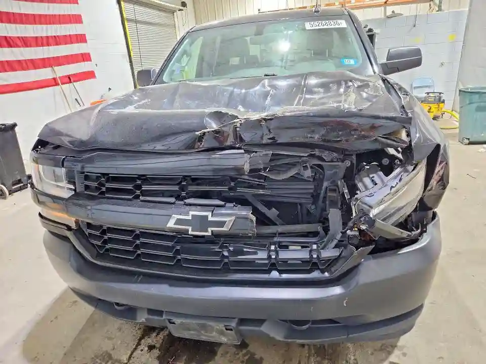 1GCVKNEH6HZ392582 2017 CHEVROLET SILVERADO-4
