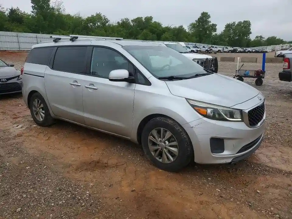 KNDMB5C16G6163238 2016 KIA SEDONA-3