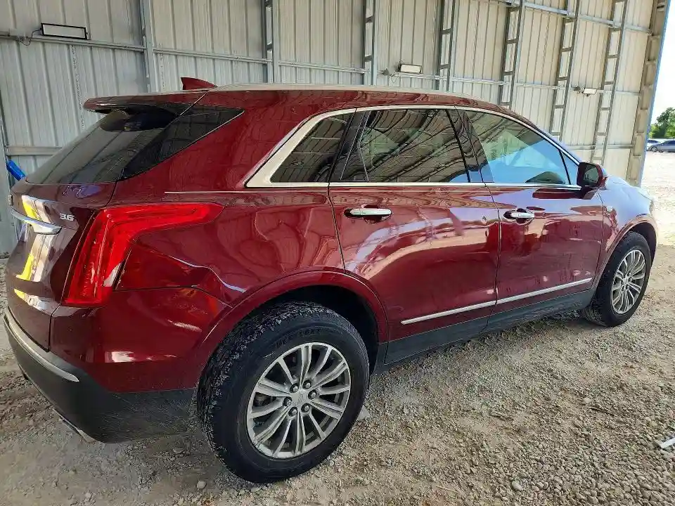 1GYKNDRS2JZ203064 2018 CADILLAC XT5-2