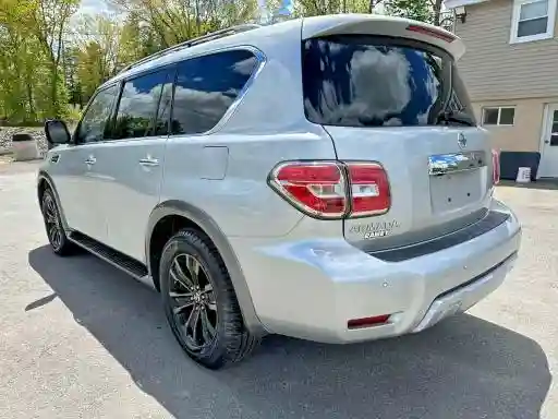 JN8AY2NE1H9705916 2017 NISSAN ARMADA-1