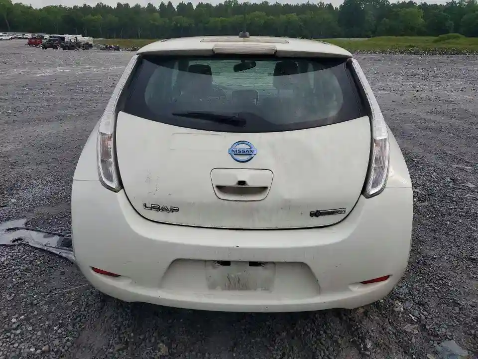 1N4AZ0CPXFC330762 2015 NISSAN LEAF-5