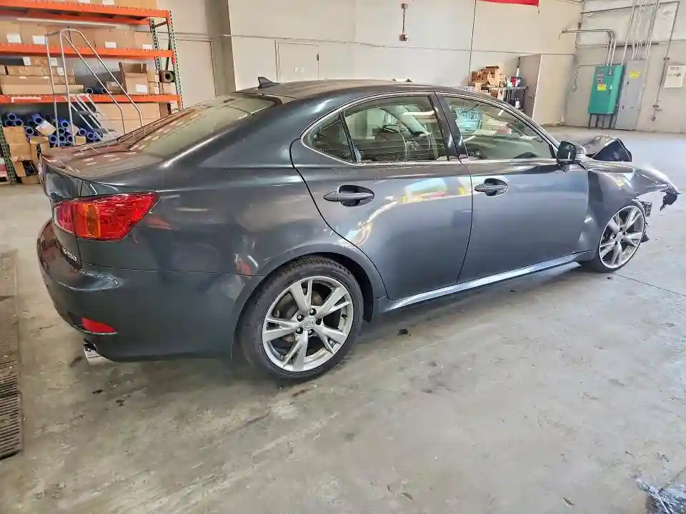 JTHBF5C22A5125666 2010 LEXUS IS-2