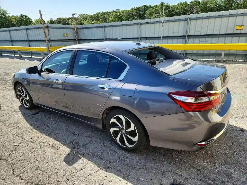 1HGCR2F70GA045917 2016 HONDA ACCORD-1