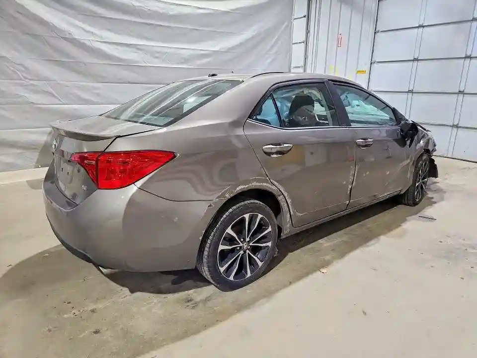 2T1BURHE1JC074956 2018 TOYOTA COROLLA-2