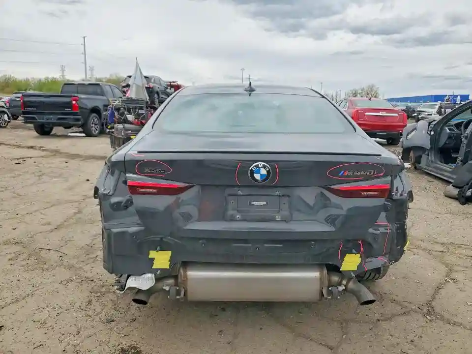 WBA13AR0XNCK25078 2022 BMW M4-5